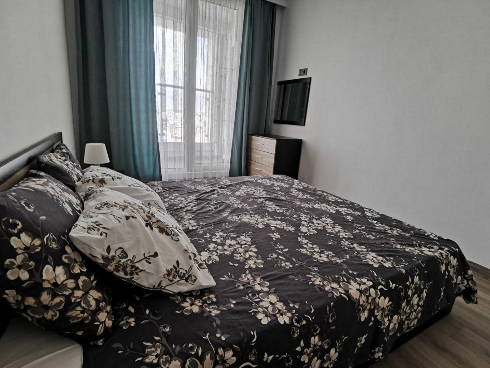 Oak Sky Apartment Spa & Fitness スコピエ エクステリア 写真